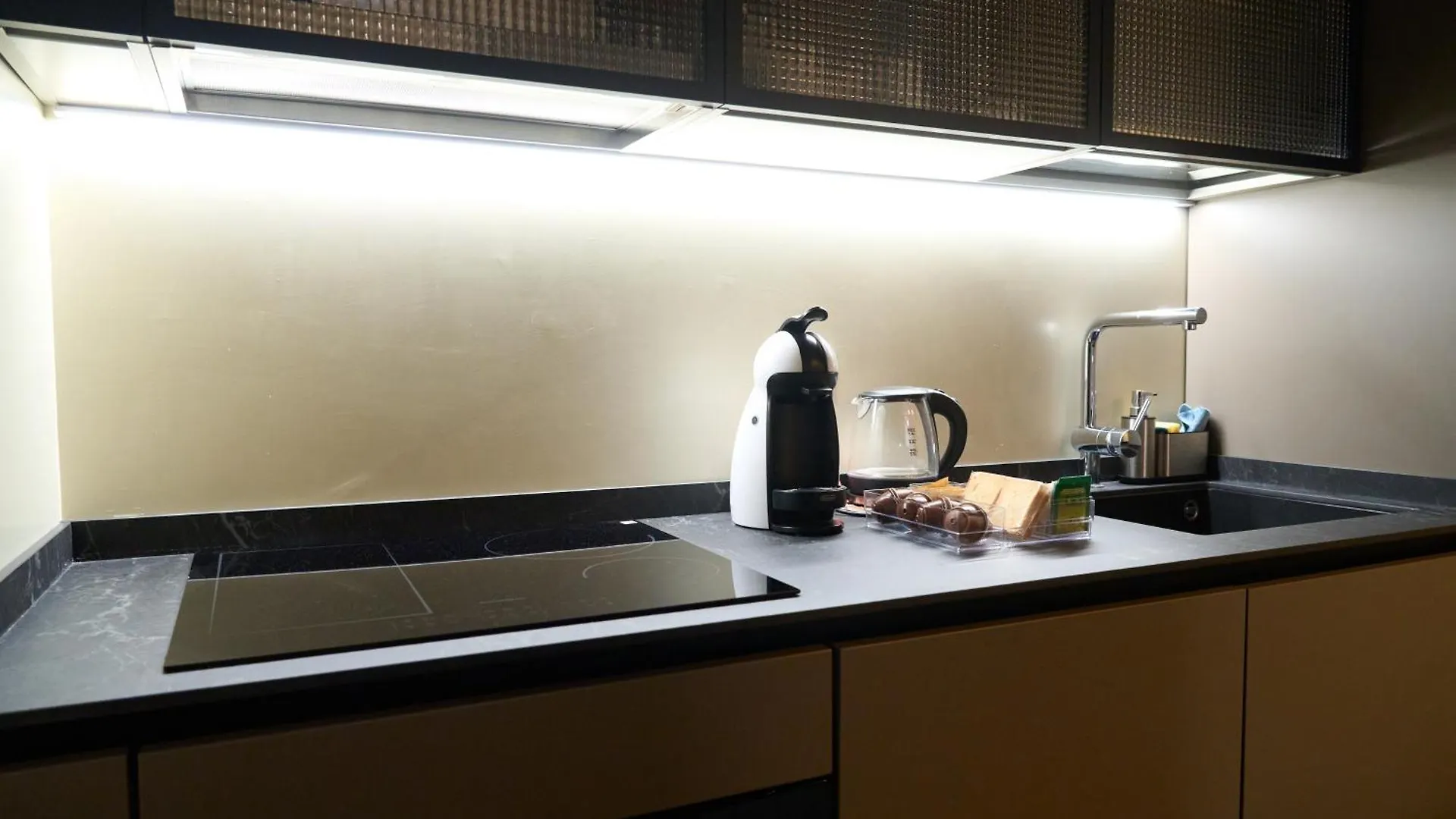 Trastevere Boutique With Gym And Steam Shower Rome Apartment