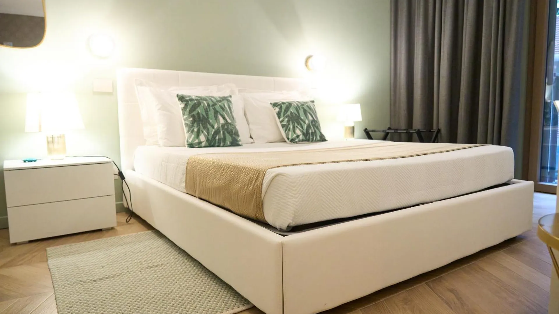Apartment Trastevere Boutique With Gym And Steam Shower Rome